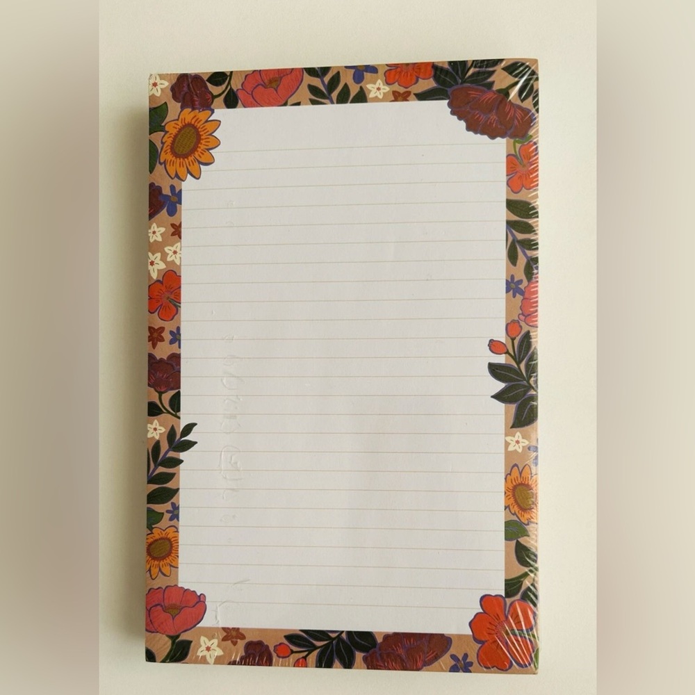 New Elum Floral Lined List Pad Wildflower Border all Around 8” x 5 1/4”